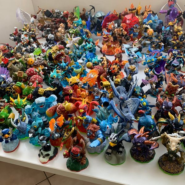 figurki-skylanders-ps3-xbox-360-v-assortimente_4 Фигурки Skylanders (PS3 и Xbox 360)